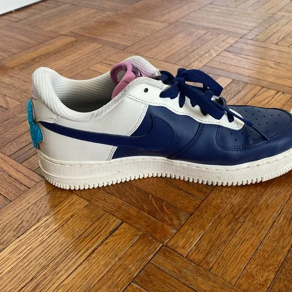 Nike Air Force One sneakers - Picture 5 of 9